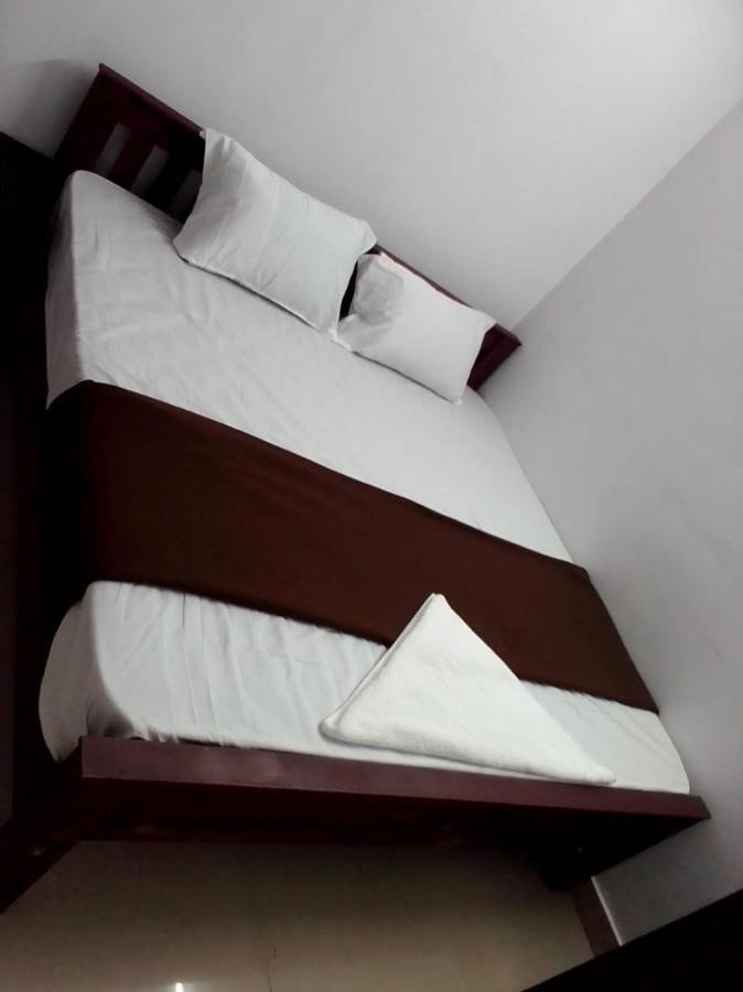 Hotel Emirates Residency Pudunagaram Exterior foto